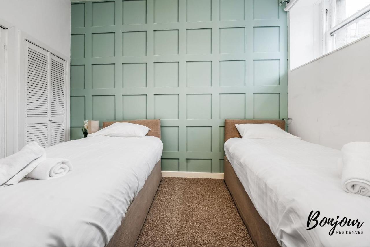 Cosy Grassmarket 2Br-1Ba - Newly Decorated! By Bonjour Residences Εδιμβούργο Εξωτερικό φωτογραφία