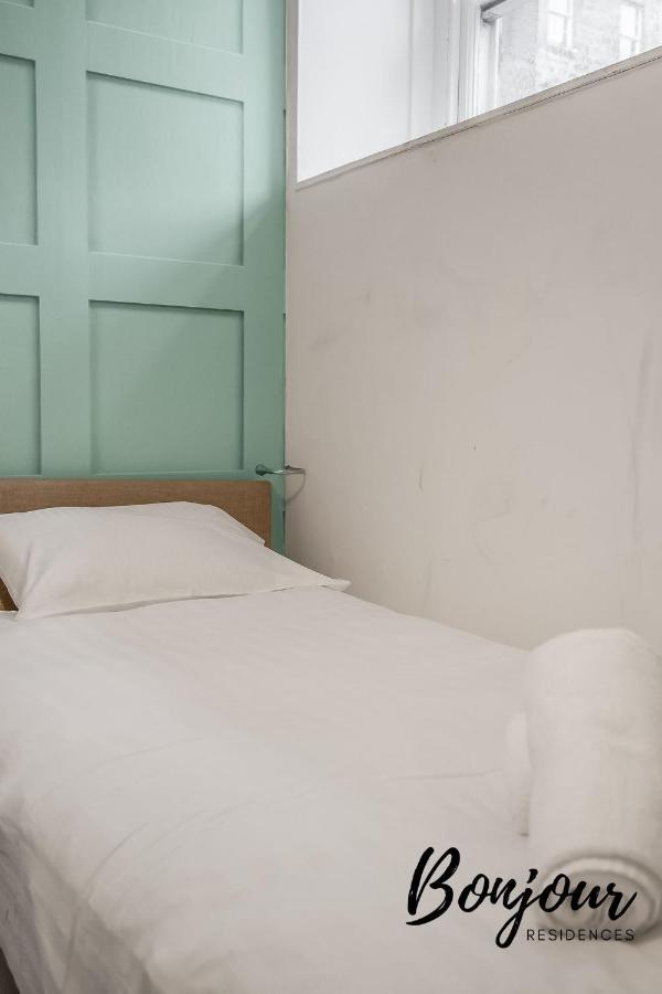 Cosy Grassmarket 2Br-1Ba - Newly Decorated! By Bonjour Residences Εδιμβούργο Εξωτερικό φωτογραφία