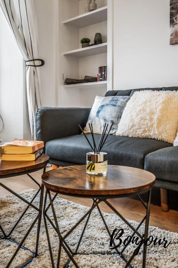 Cosy Grassmarket 2Br-1Ba - Newly Decorated! By Bonjour Residences Εδιμβούργο Εξωτερικό φωτογραφία